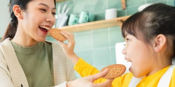 Ide Camilan biskuit marie Rasa Kelapa yang Tinggi Kalsium untuk Keluarga_Womanindonesia.co.id