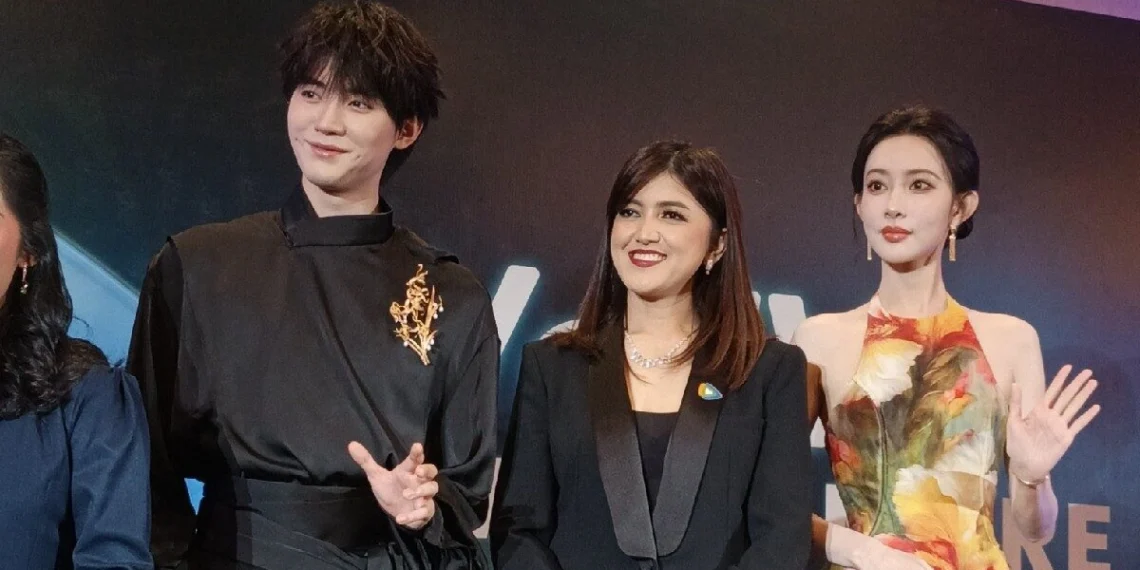 2 Aktris Tiongkok Meng Ziyi & Zhou Yiran Gelar Fan Meeting di Jakarta_Womanindonesia.co.id