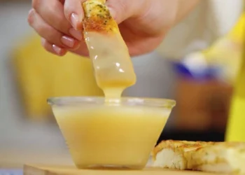 Ide Camilan Simple “Creamy Cheese Stick”, Siap Lengkapi Acara Kumpul Akhir Tahun 2 Ide Camilan Simple “Creamy Cheese Stick”, Siap Lengkapi Acara Kumpul Akhir Tahun_Womanindonesia.co.id