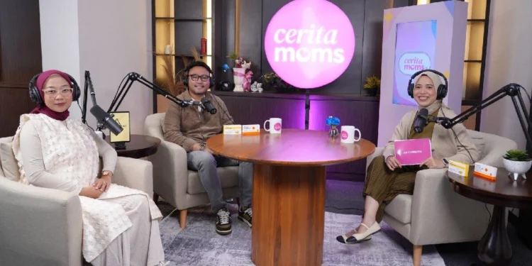 Pusing Saring Informasi Tepercaya Seputar Ibu dan Buah Hati, Cerita Moms Solusinya_Womanindonesia.co.id