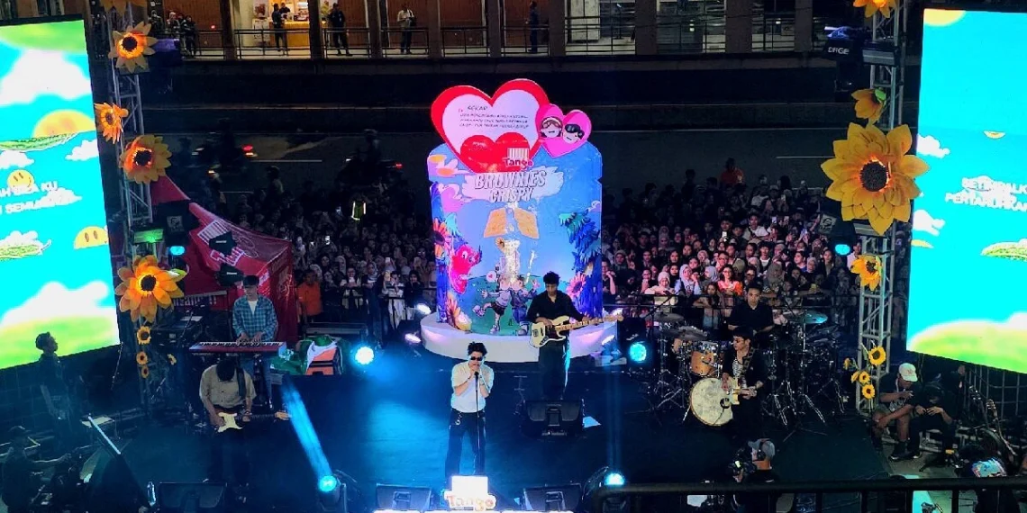 Brownies Crispy Susu Cara Menikmati Momen Manis Bersama Orang Tersayang_womanindonesia.co.id