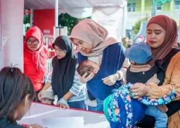 Kiat Mengatasi GTM Saat MPASI agar Anak Lahap Makan 4 Kiat Mengatasi GTM Saat MPASI agar Anak Lahap Makan_Womanindonesia.co.id