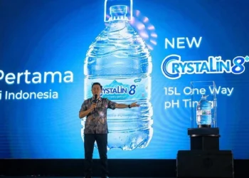 Dukung Gaya Hidup Dinamis Crystalin Perkenalkan Solusi Hidrasi Praktis_Womanindonesia.co.id