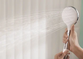 Solusi Tekanan Air Rendah: WizFlo Hand Shower dari American Standard 3 Solusi Tekanan Air Rendah: WizFlo Hand Shower dari American Standard_womanindonesia.co.id