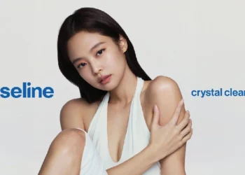 JENNIE Resmi Menjadi Global Ambassador untuk Koleksi Body Care Vaseline 3 JENNIE Resmi Menjadi Global Ambassador untuk Koleksi Body Care Vaseline_Womanindonesia.co.id